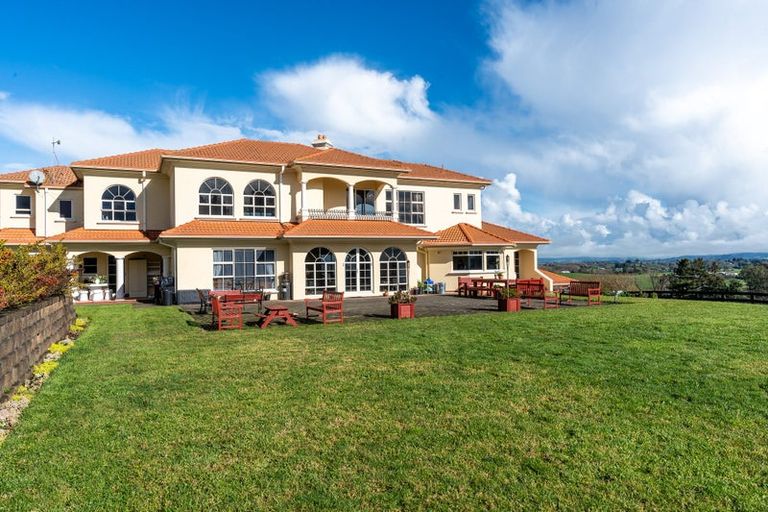 Photo of property in 170 Foster Road, Temple View, Hamilton, 3290