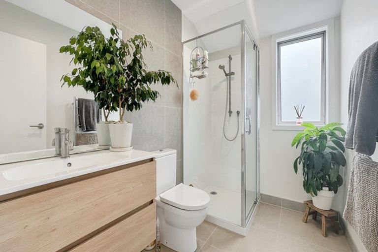 Photo of property in 2/89 Salisbury Road, Birkdale, Auckland, 0626