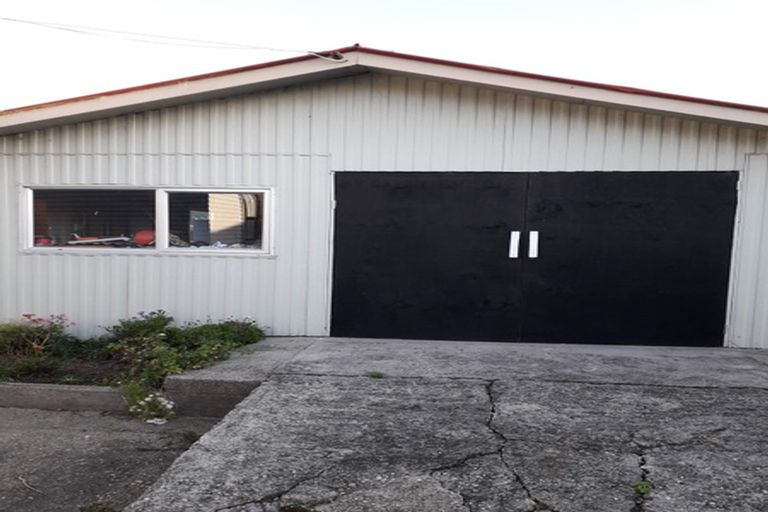 Photo of property in 126 Waverley Street, Karamea, 7893