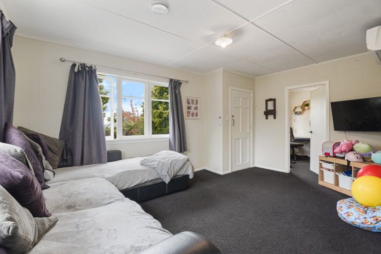 Photo of property in 11 Glenfield Road, Owhata, Rotorua, 3010