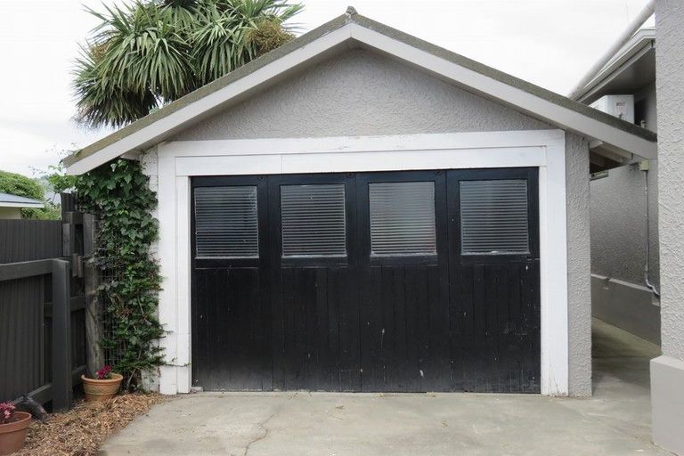 Photo of property in 35 Mill Road, Waimate, 7924