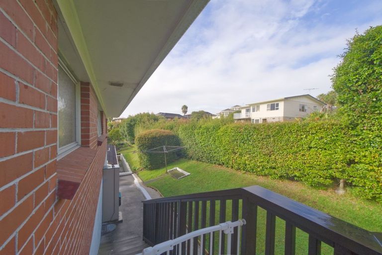 Photo of property in 1/7 Willis Street, Torbay, Auckland, 0630