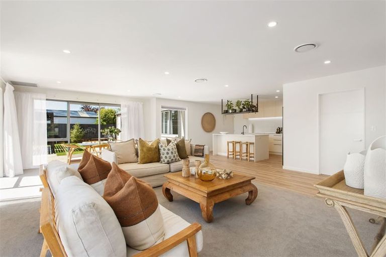 Photo of property in 77 Leistrella Road, Hoon Hay, Christchurch, 8025