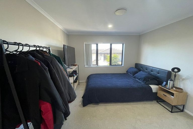 Photo of property in 8 Goyal Lane, Pakuranga, Auckland, 2010