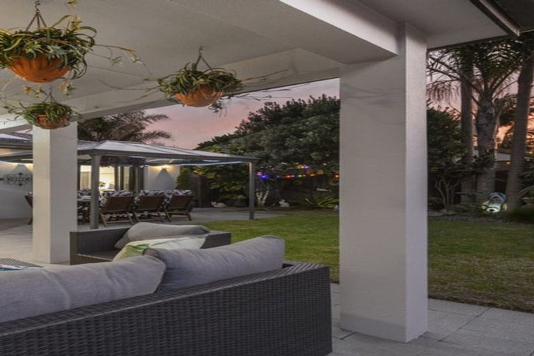 Photo of property in 16 Bermuda Drive, Papamoa Beach, Papamoa, 3118