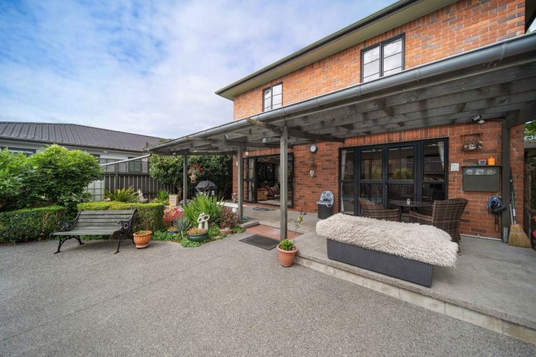Photo of property in 16 Len Garlick Place, Pahurehure, Papakura, 2113
