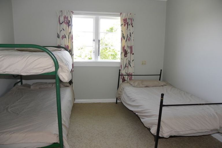 Photo of property in 12 Tahuna Avenue, Raglan, 3225