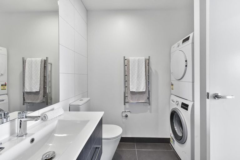 Photo of property in 1006/8 Lakewood Court, Manukau, Auckland, 2104