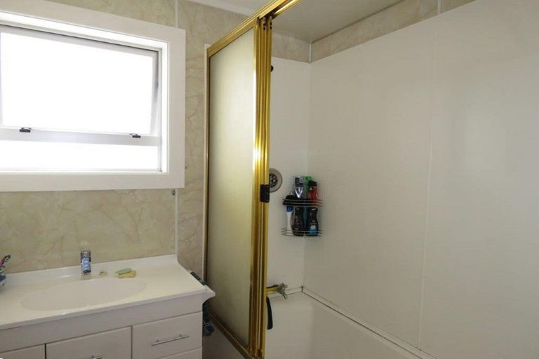 Photo of property in 16 Baxter Street, Grasmere, Invercargill, 9810