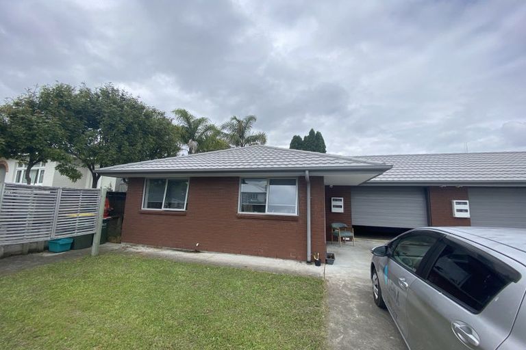 Photo of property in 2a Murray Street, Maeroa, Hamilton, 3200