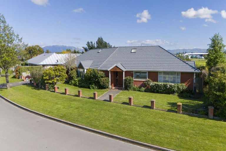 Photo of property in 5 Hilton Drive, Amberley, 7410