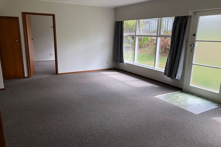 Photo of property in 3/7 Luplau Crescent, Cockle Bay, Auckland, 2014