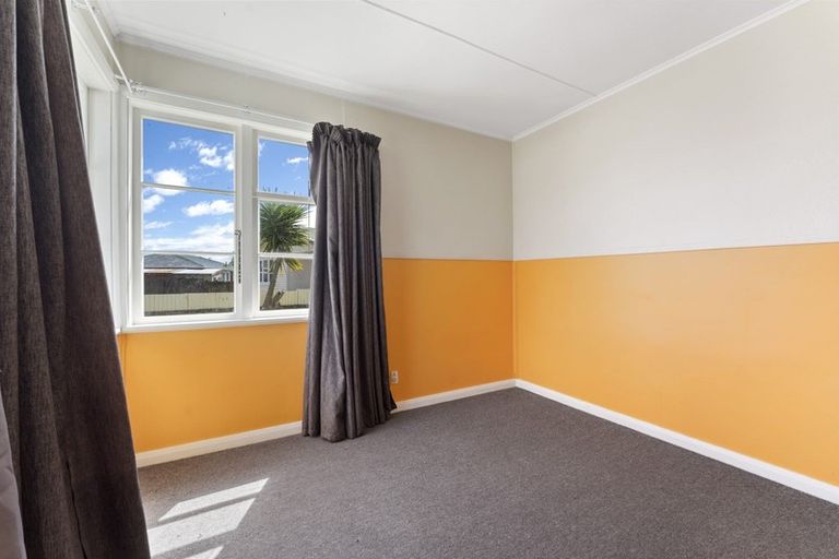 Photo of property in 3 Cook Street, Levin, 5510