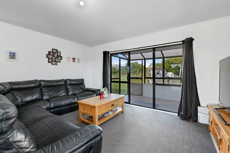 Photo of property in 36 Kawau View Road, Snells Beach, 0920