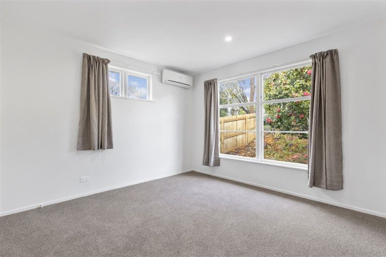 Photo of property in 70b Colwill Road, Massey, Auckland, 0614