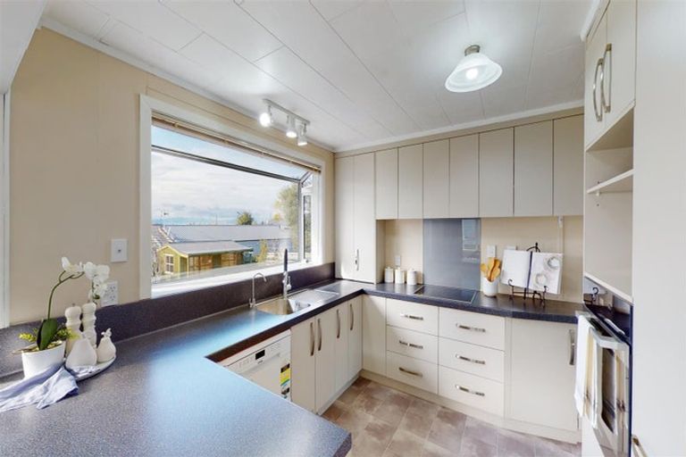 Photo of property in 428 Pukehangi Road, Pomare, Rotorua, 3015