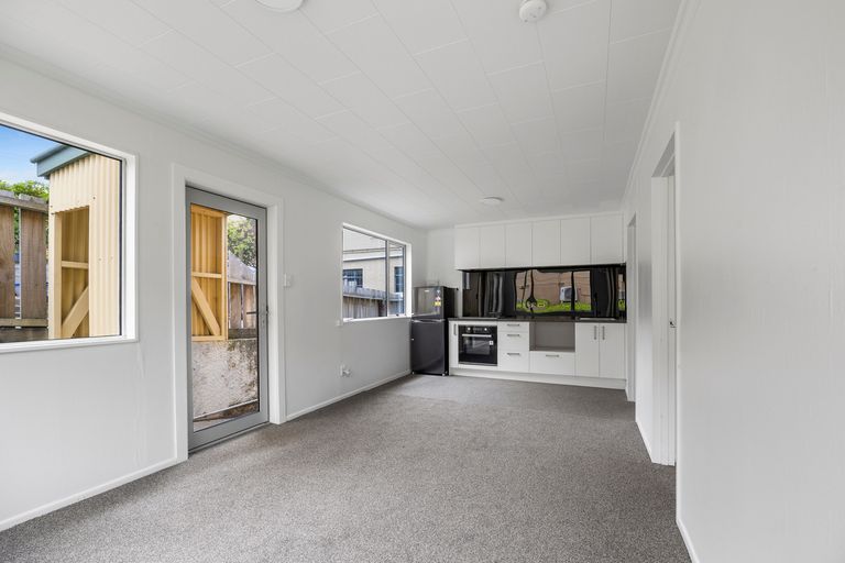 Photo of property in 4a Longwood Avenue, Mornington, Dunedin, 9011