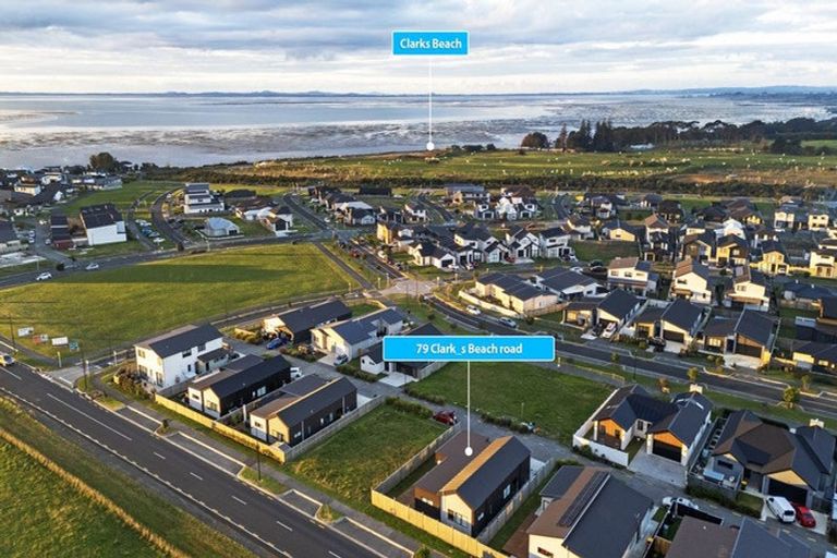 Photo of property in 79 Clarks Beach Road, Clarks Beach, 2122