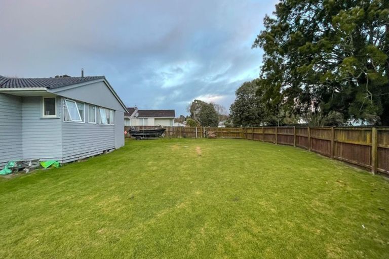 Photo of property in 21 Hamilton Drive, Waiuku, 2123