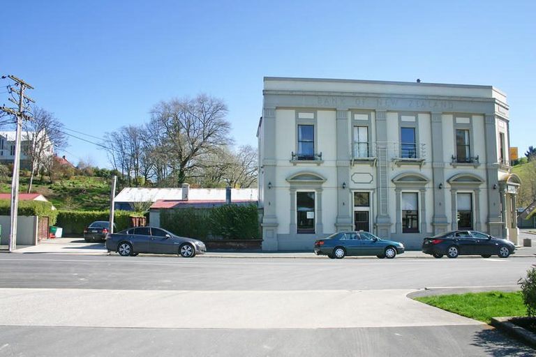 Photo of property in 21 Ross Place, Lawrence, 9532