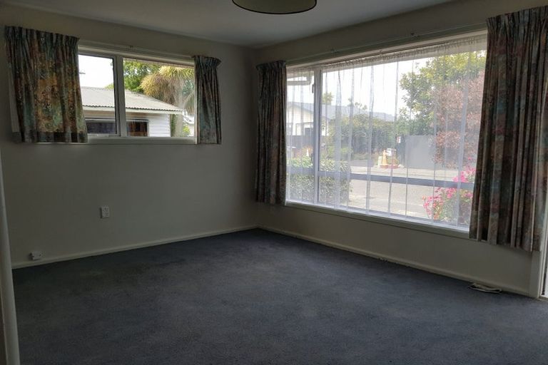 Photo of property in 77 Dover Street, St Albans, Christchurch, 8014