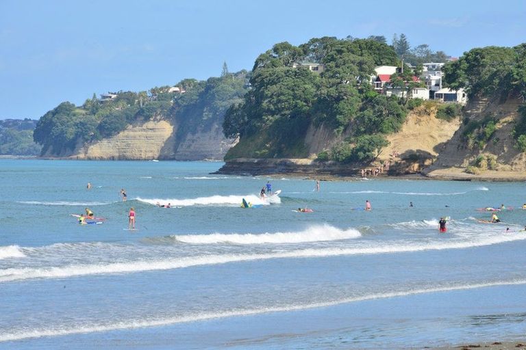 Photo of property in 24 West Hoe Road, Orewa, 0931