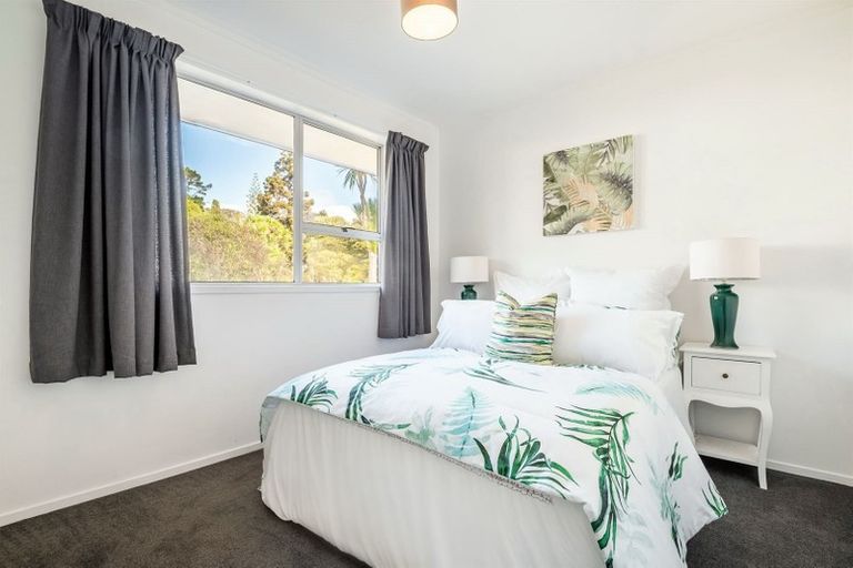 Photo of property in 1/36 Acacia Road, Torbay, Auckland, 0632