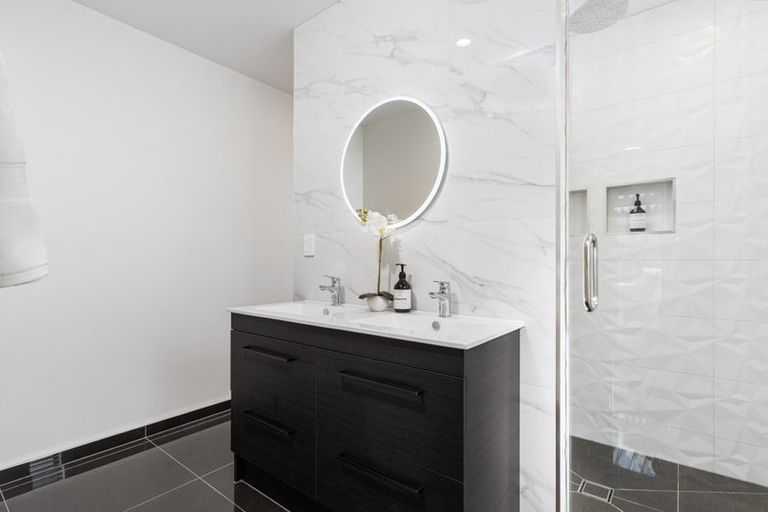 Photo of property in 910 Cashmere Road, Halswell, Christchurch, 8025