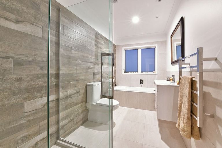 Photo of property in 86 Voyager Drive, Gulf Harbour, Whangaparaoa, 0930