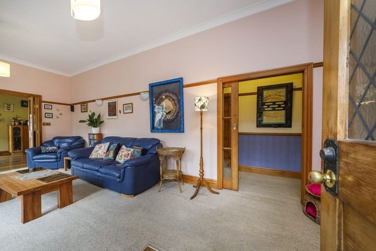Photo of property in 9 Oxford Street, Hokowhitu, Palmerston North, 4410