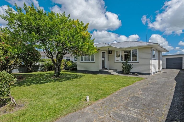 Photo of property in 36 Kettle Avenue, Awapuni, Palmerston North, 4412