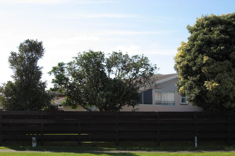 Photo of property in 7 Rogers Street, Castlecliff, Whanganui, 4501