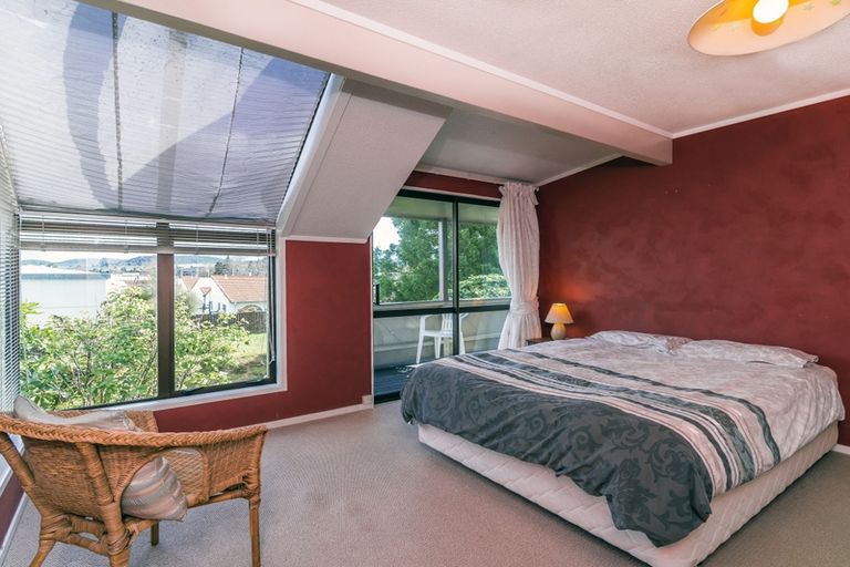 Photo of property in 2/127 Te Heuheu Street, Taupo, 3330