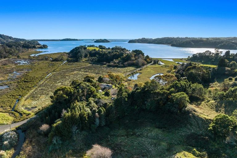 Photo of property in 33 Hiwarau Road, Kutarere, Opotiki, 3198