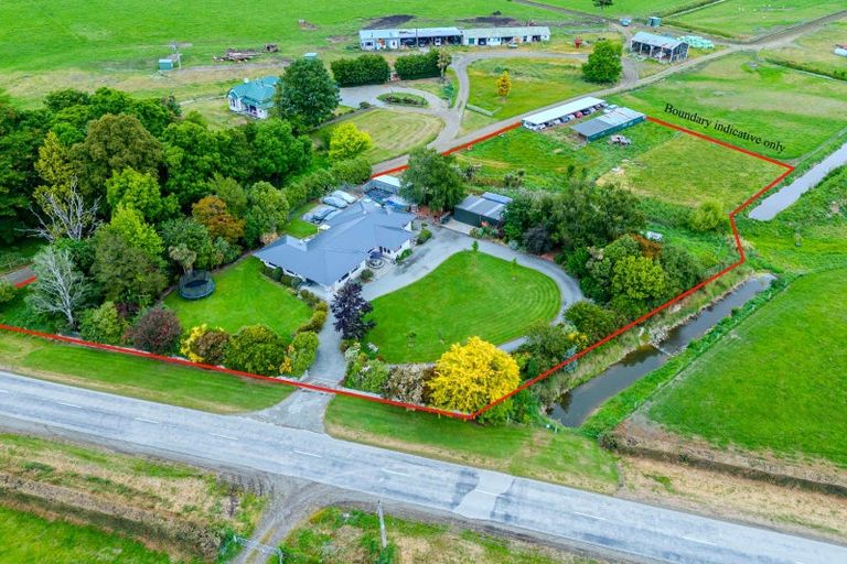 Photo of property in 225 Winchester Hanging Rock Road, Temuka, 7985