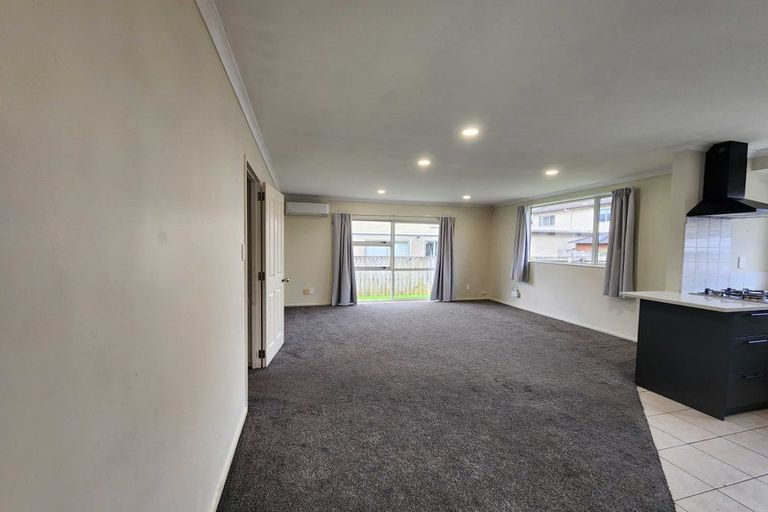 Photo of property in 3a Margarita Rise, Pukekohe, 2120