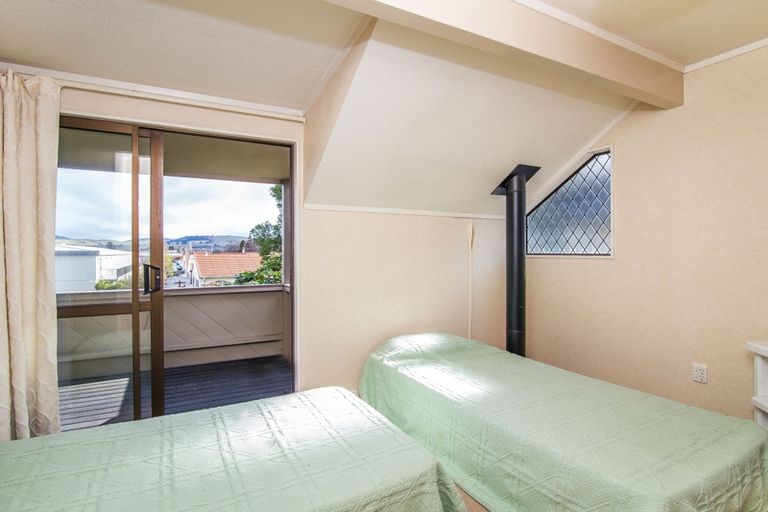 Photo of property in 2/127 Te Heuheu Street, Taupo, 3330