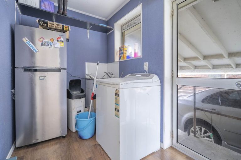 Photo of property in 35 Dunbeath Crescent, Kew, Invercargill, 9812