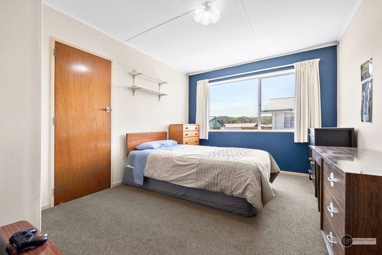 Photo of property in 11 Belgrave Street, Wainuiomata, Lower Hutt, 5014