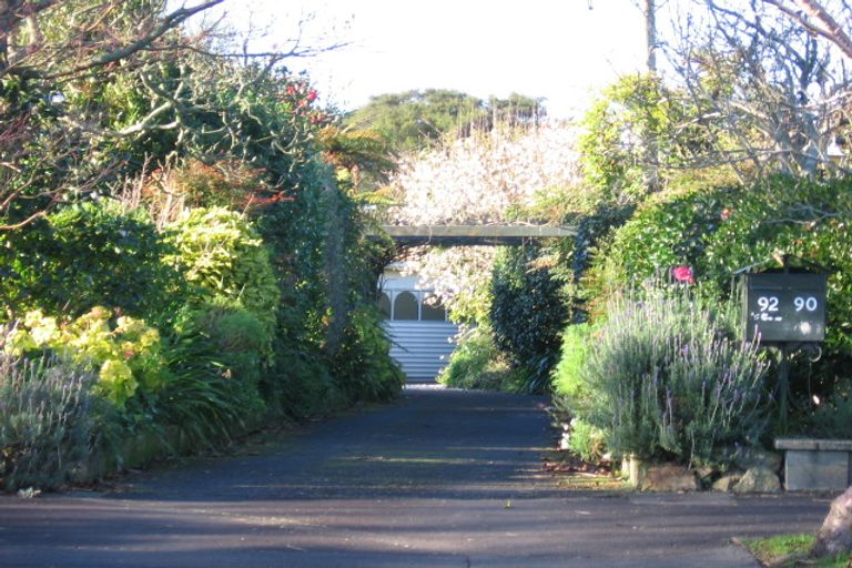 Photo of property in 92 Braid Road, St Andrews, Hamilton, 3200