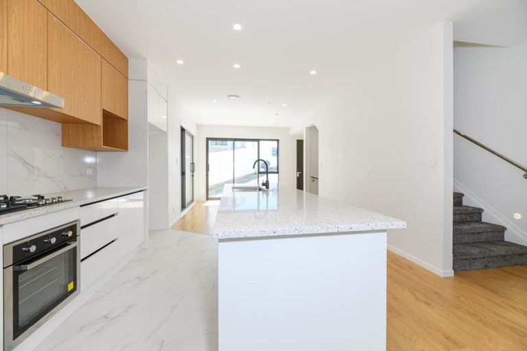 Photo of property in 43 Waka Street, Albany Heights, Auckland, 0632