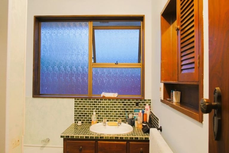 Photo of property in 32 Cecil Place, Cloverlea, Palmerston North, 4412