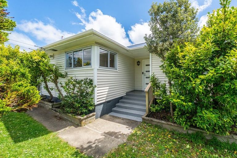 Photo of property in 53 Castor Crescent, Cannons Creek, Porirua, 5024