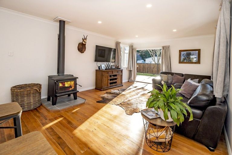 Photo of property in 4 Hobbs Street, Hororata, 7572