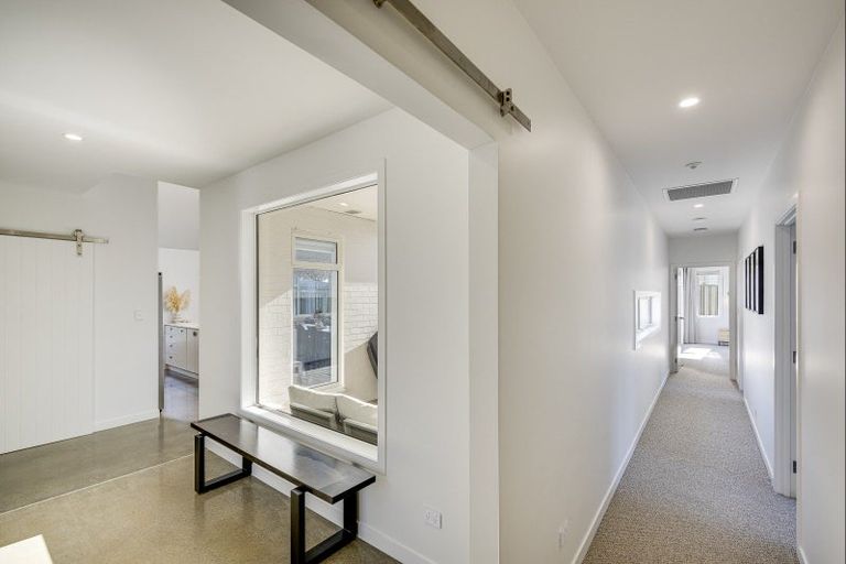 Photo of property in 46 Kenny Road, Te Awa, Napier, 4110