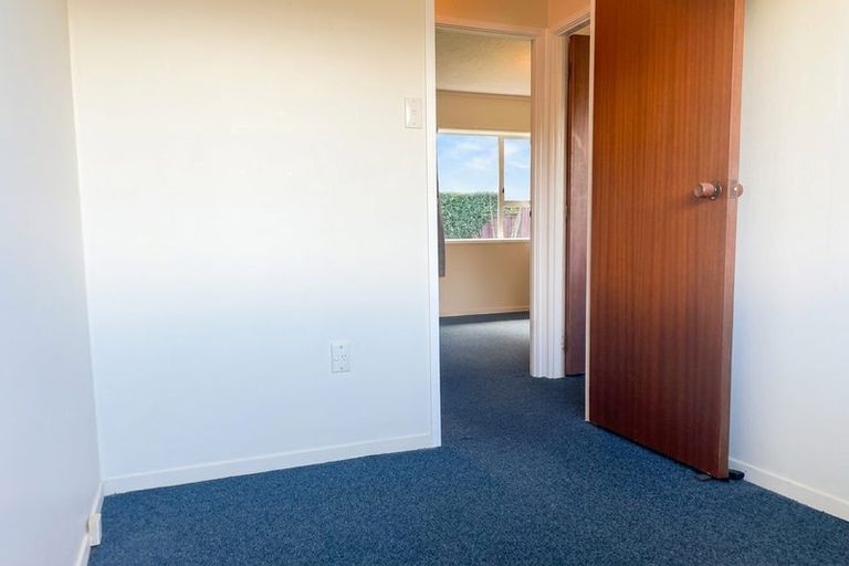Photo of property in 1/15 Sandiacre Way, Browns Bay, Auckland, 0630