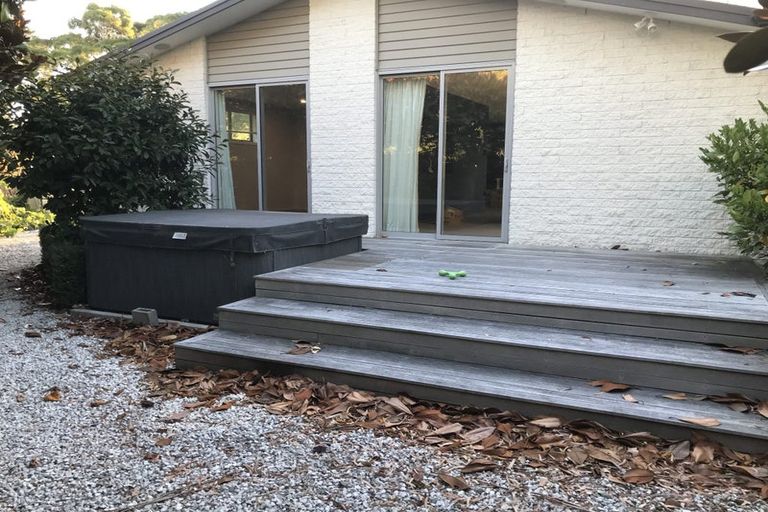 Photo of property in 784 Hawkins Road, Marshland, Christchurch, 8051