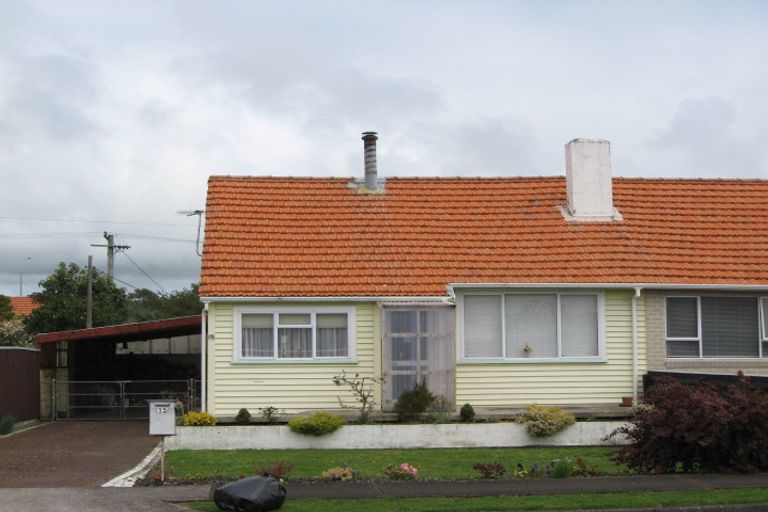 Photo of property in 15 Strange Street, Waitara, 4320
