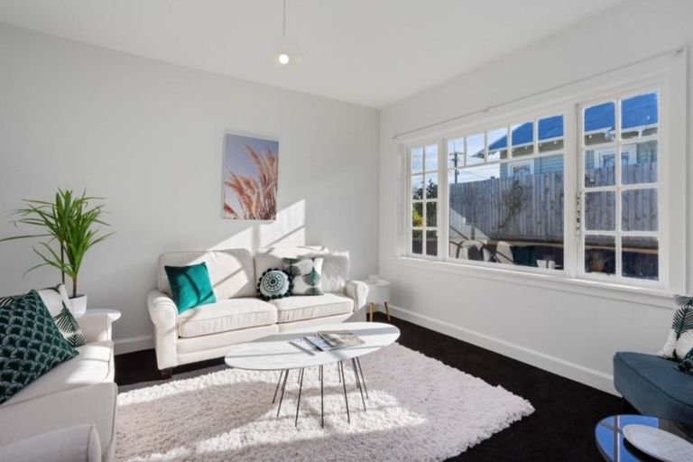 Photo of property in 14 Barrington Street, Somerfield, Christchurch, 8024