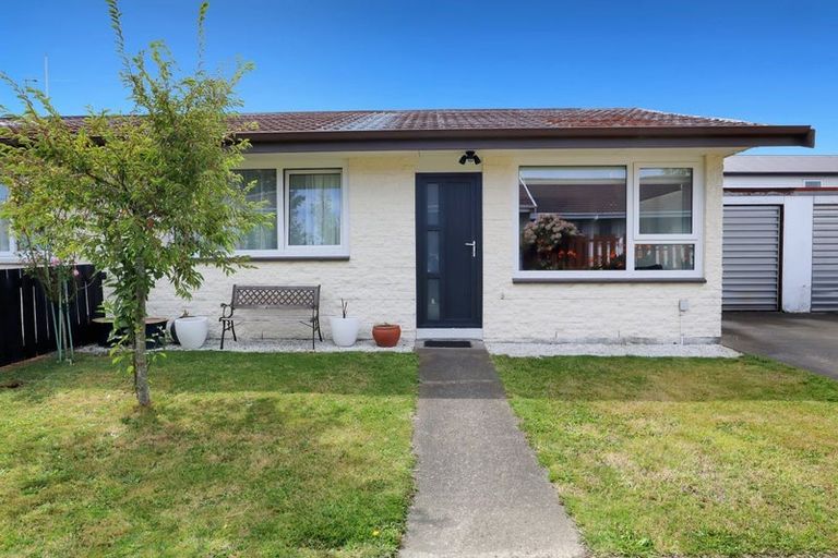 Photo of property in 2/46 Fairfield Avenue, Addington, Christchurch, 8024